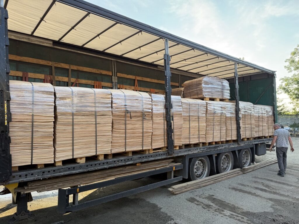A photograph showing us shipping our products to a customer.